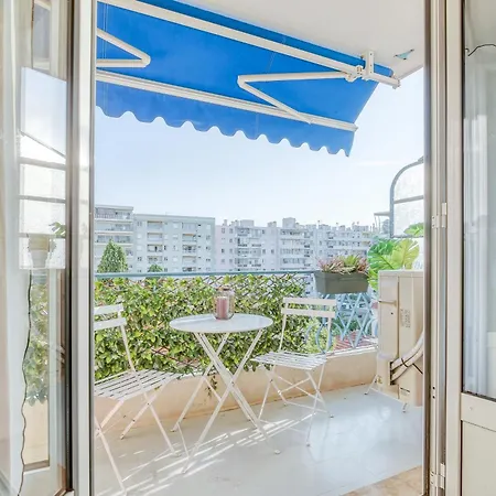 Апартаменты Centre-ville -